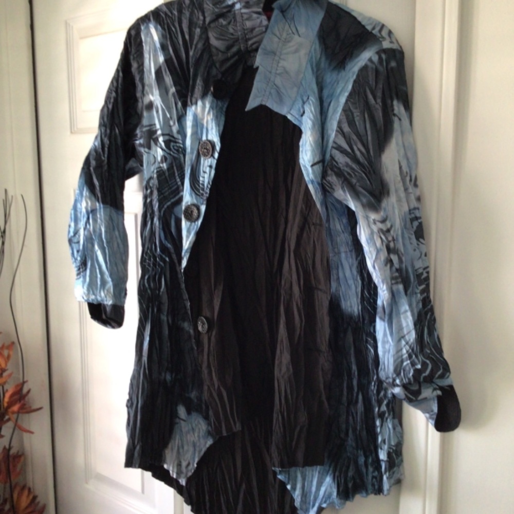 Reversible Light Jacket - image 5